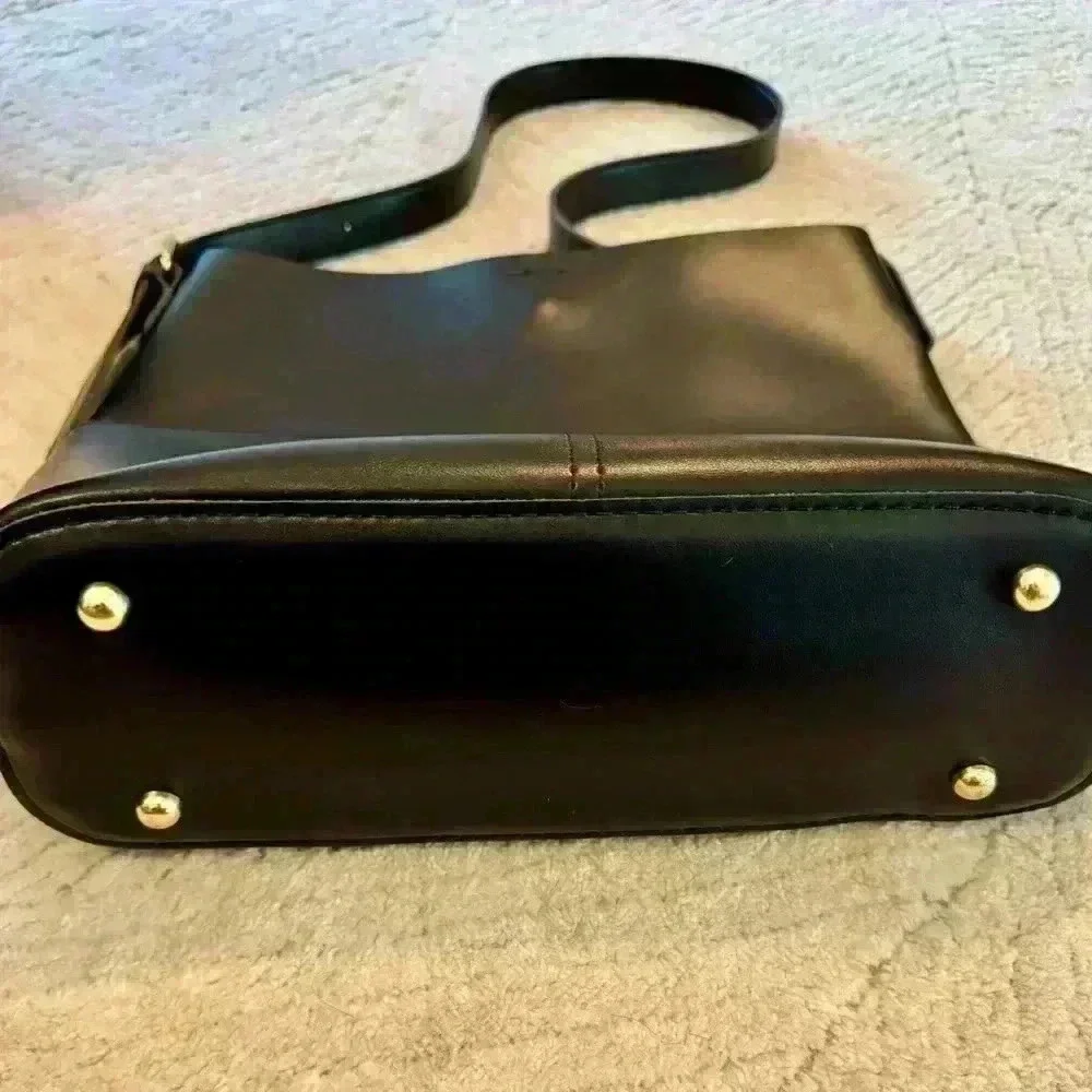 Unbranded black faux leather shoulder purse NWOT